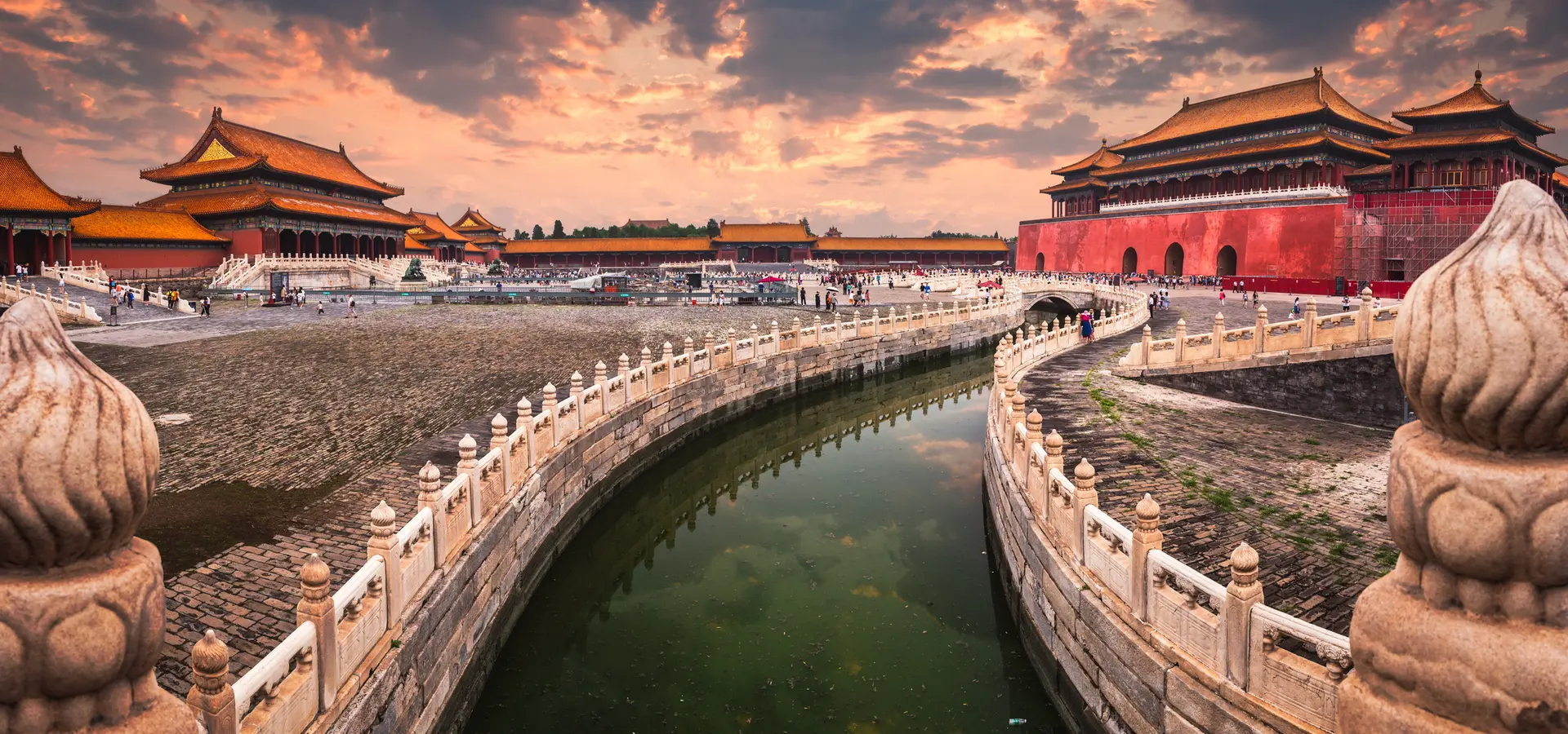 Avila Reizen China plein vrede